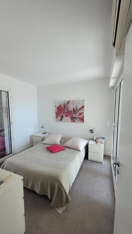 Les Pieds Dans L'O - Appartement 50M2 Front De Mer Saint-Cyr-sur-Mer Bagian luar foto