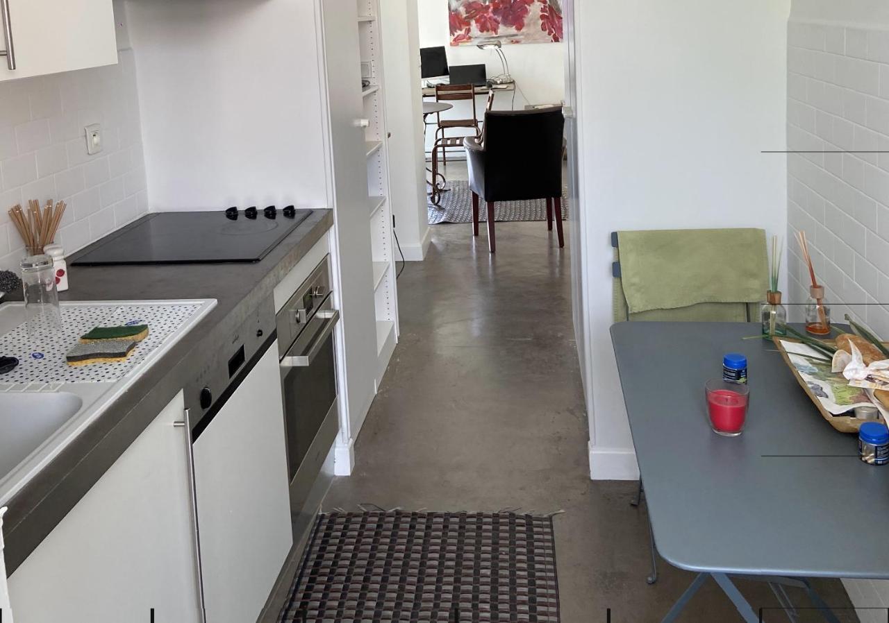 Les Pieds Dans L'O - Appartement 50M2 Front De Mer Saint-Cyr-sur-Mer Bagian luar foto
